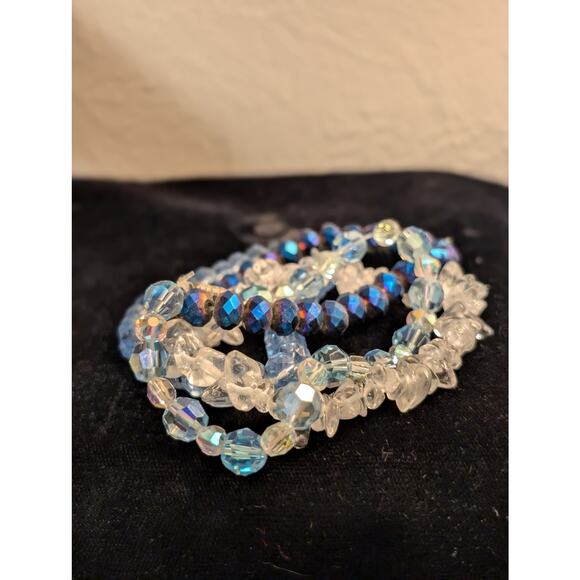 Three Blue Crystal One Clear Quartz Chip Bracelet Lot - Picture 5 of 9